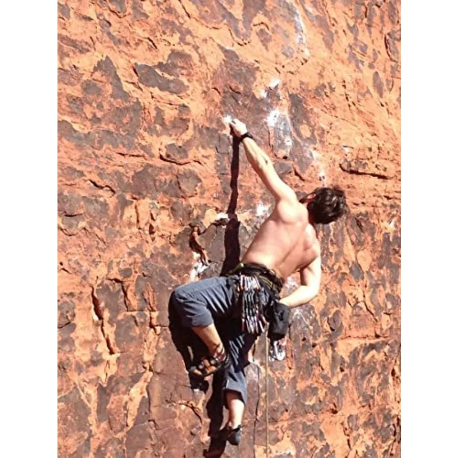 2 Bags Strong Refillable Chalk Balls with 65g 2.3 oz Capacity Rock Climbing and Gym Workouts