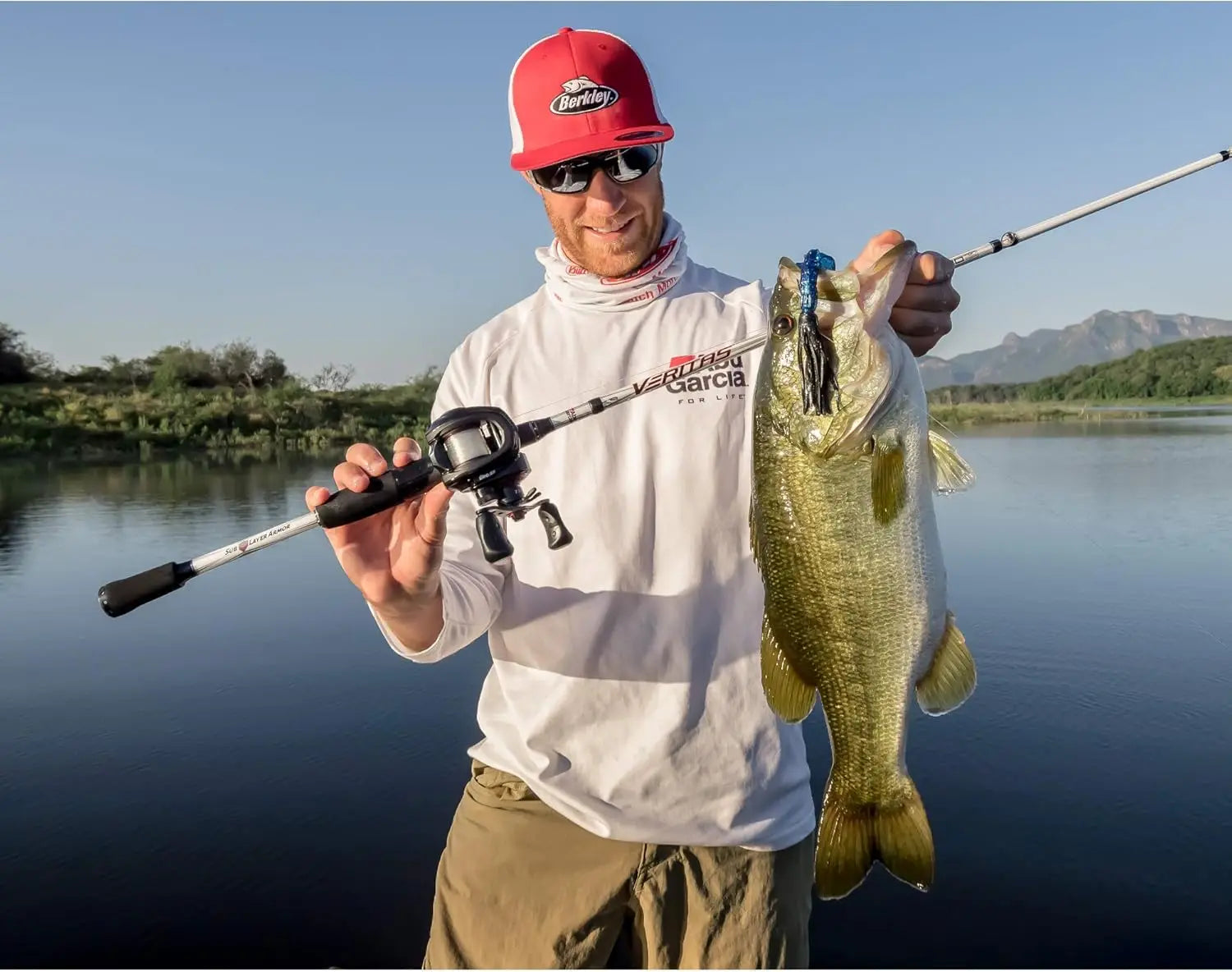 Professional Baitcast Fishing Rod and Reel Combo with Smooth Retrieve, Medium Heavy Power, 7' Length